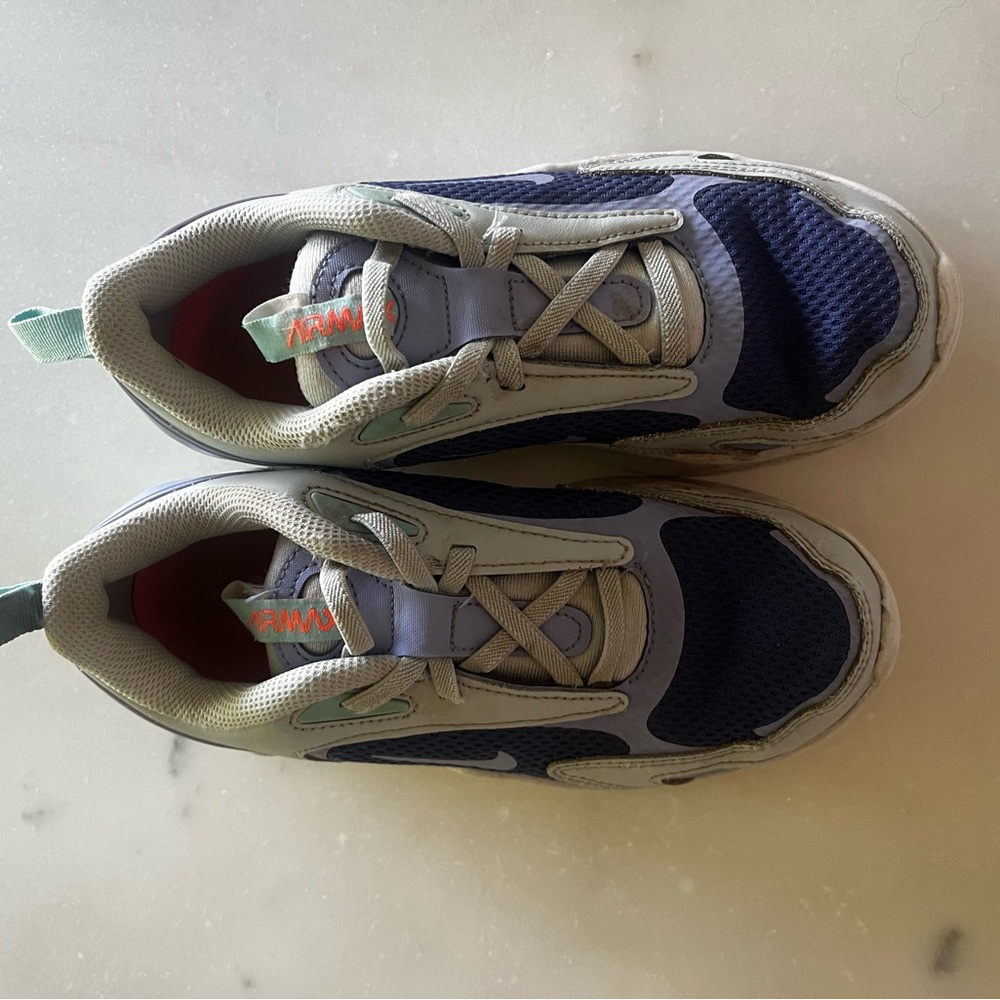 Nike air max shoes